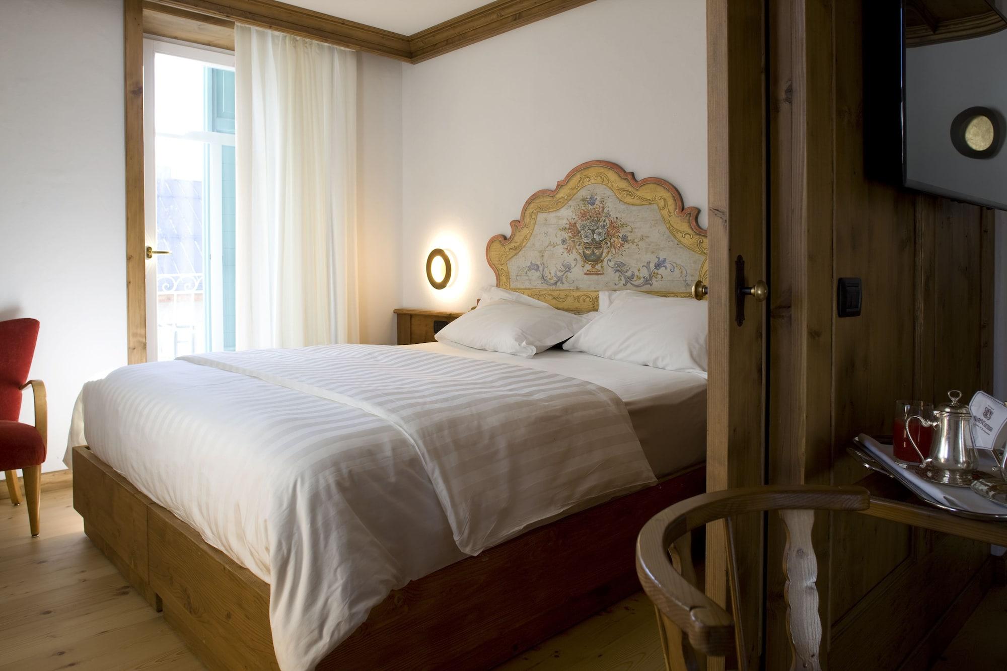Hotel Cortina Cortina d'Ampezzo Exterior photo