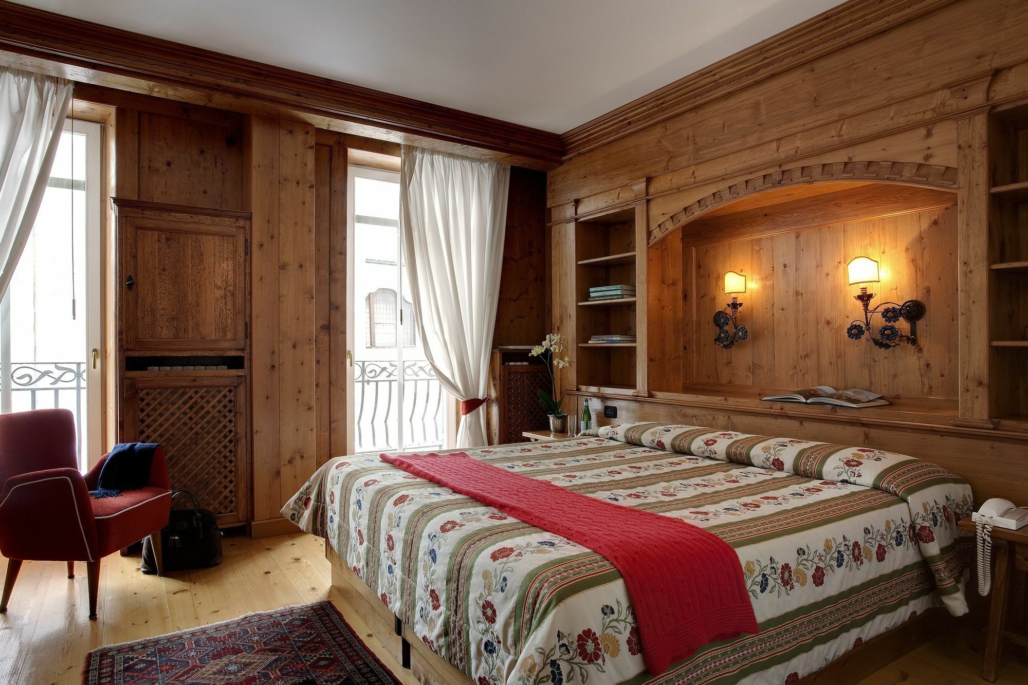 Hotel Cortina Cortina d'Ampezzo Exterior photo